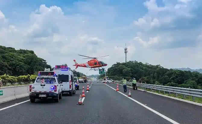 高平高速公路汽车救援案例